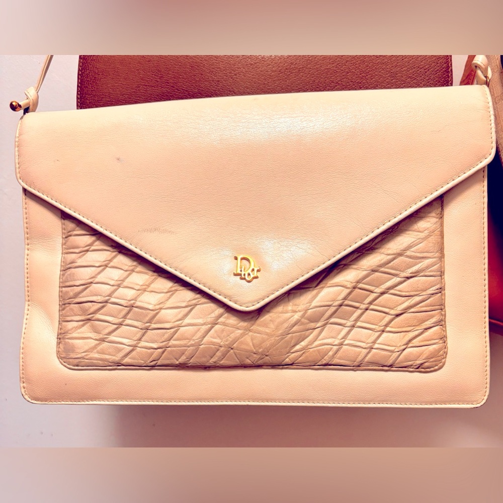 Authentic vintage Dior crossbody. Truly a diamond 💎 piece
